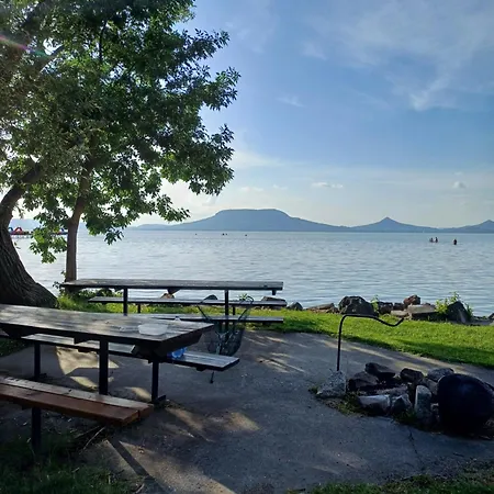 아파트 Bella's Lakeside Fonyód